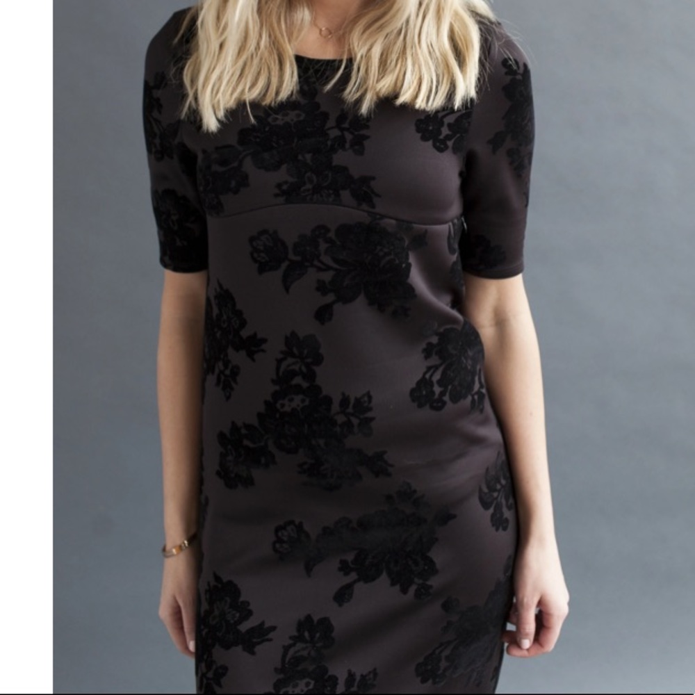Harper & Bay black velvet flocked floral nursing dress